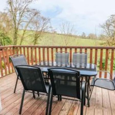 3 Bedroom Lodge With Hot Tub On Lovely Quiet Holiday Park In Cornwall Gunnislake Buitenkant foto