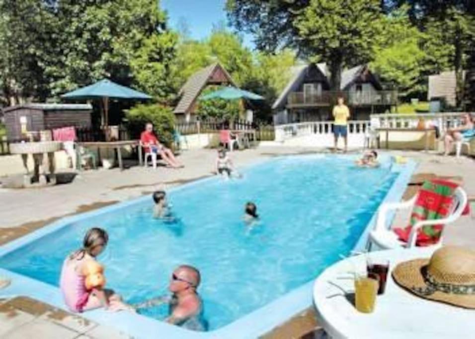 3 Bedroom Lodge With Hot Tub On Lovely Quiet Holiday Park In Cornwall Gunnislake Buitenkant foto