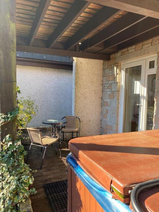 3 Bedroom Lodge With Hot Tub On Lovely Quiet Holiday Park In Cornwall Gunnislake Buitenkant foto